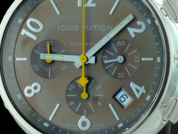 Louis vuitton montre de luxe chrono tambour-gros-plan